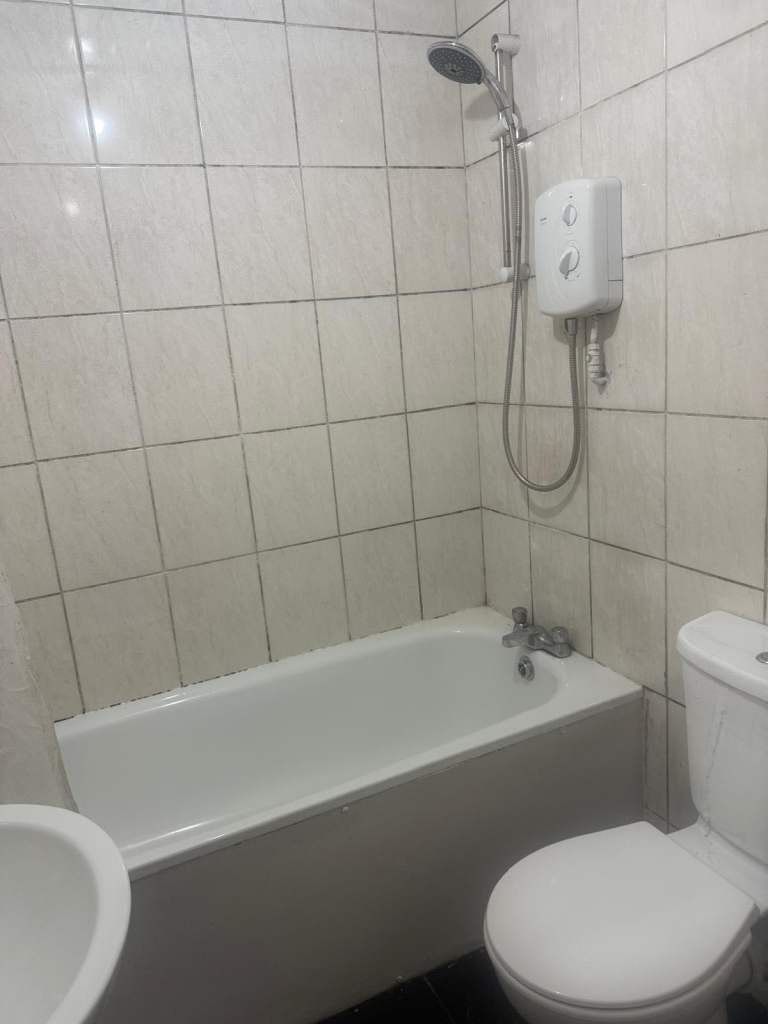 Flat Harewood Terrace in Greater London