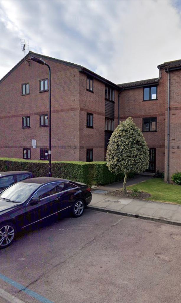Flat Harewood Terrace in Greater London