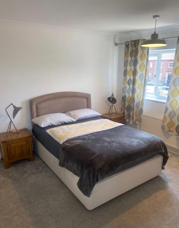 Room Seven Meadows Road in Stratford-on-Avon