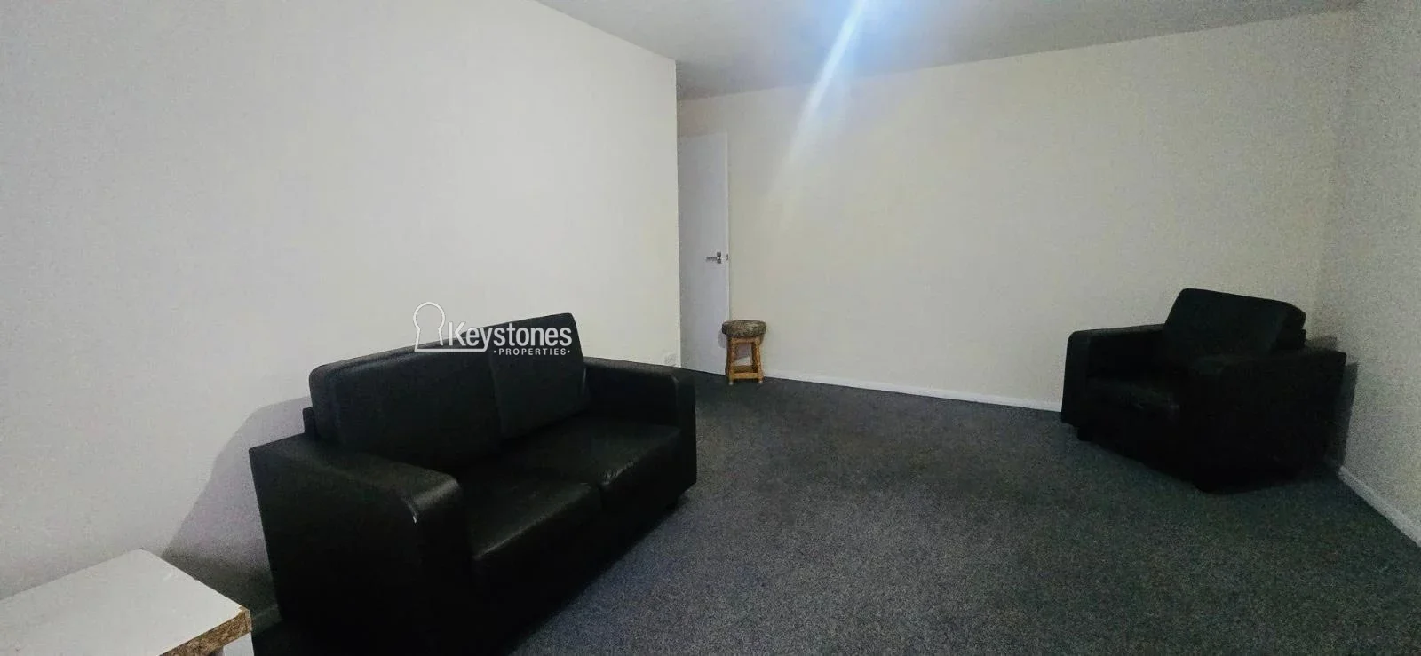 Flat Gurney Close in Greater London