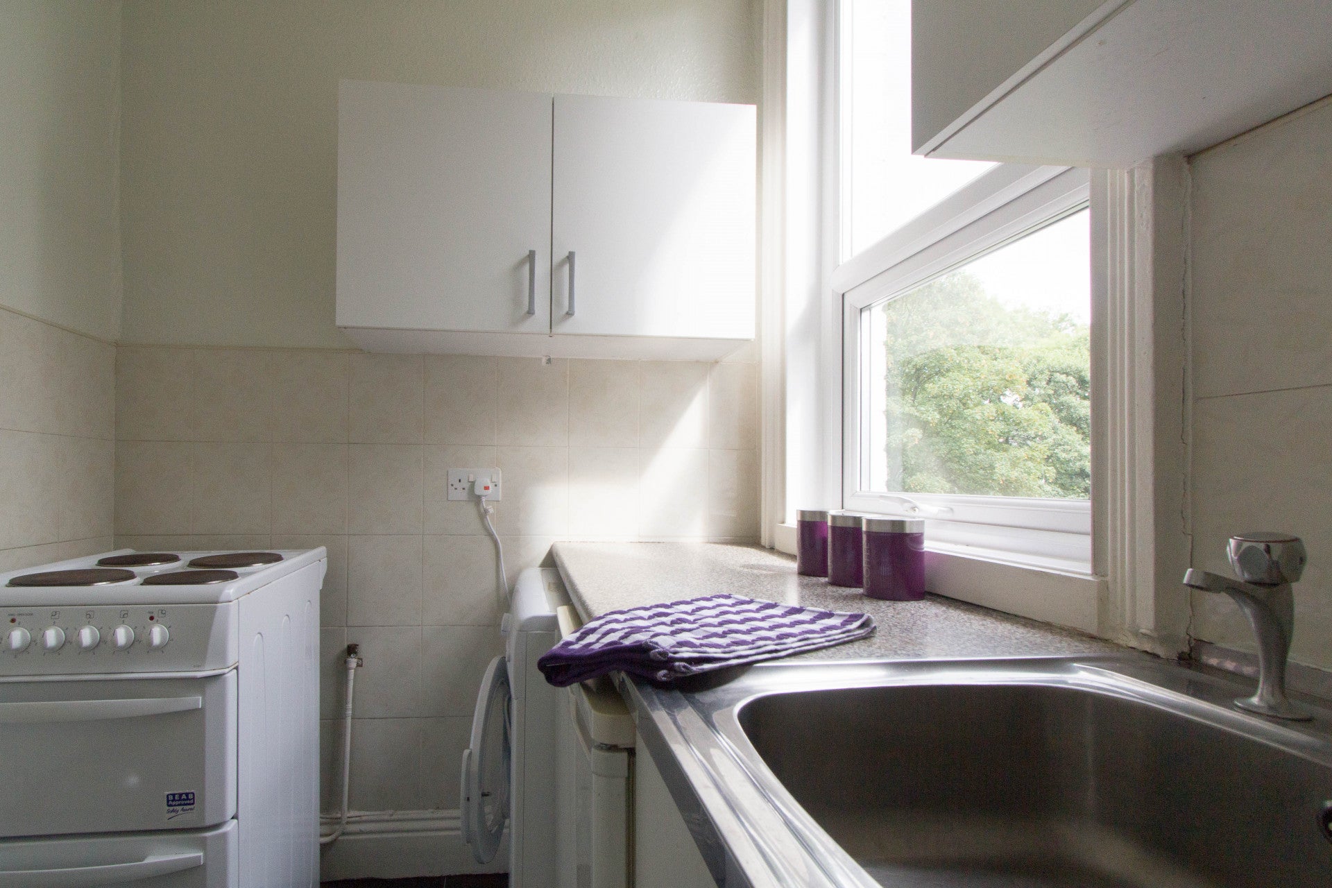 Flat Brookfield Road in Leeds