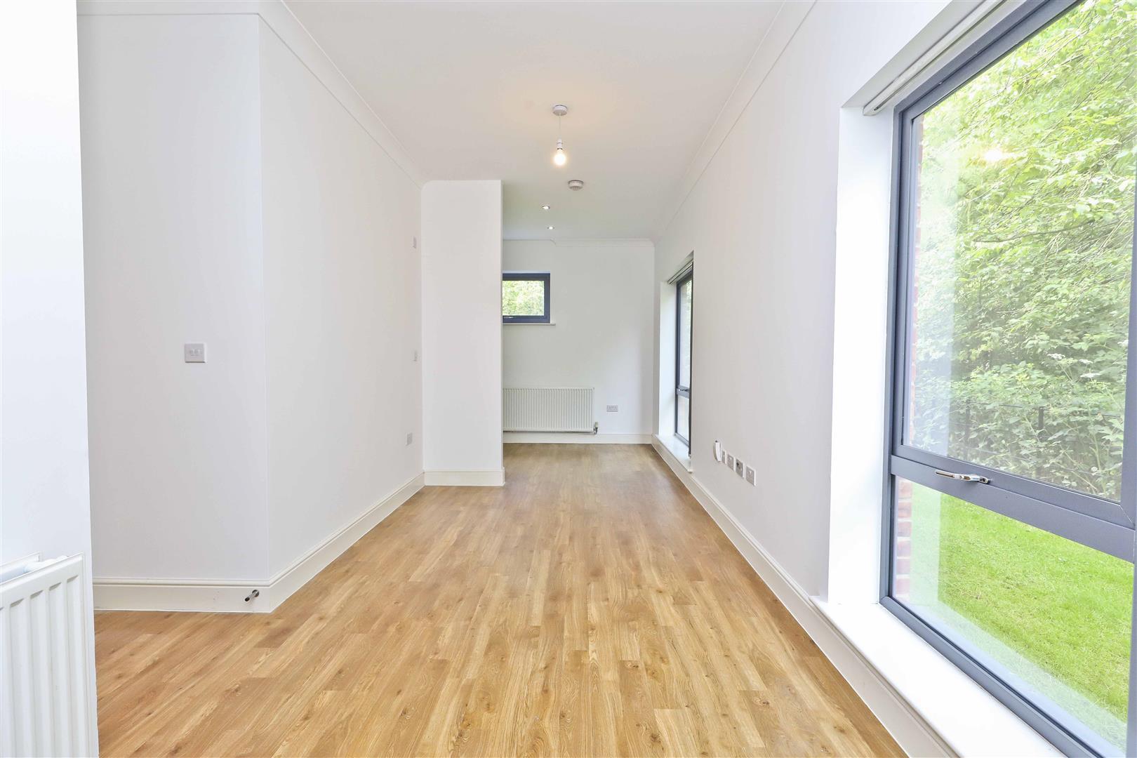 Flat Newall Close in Greater London