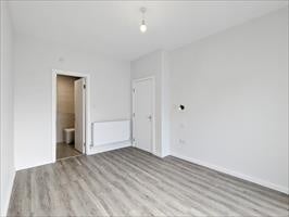 Flat Westerfield Road in Greater London