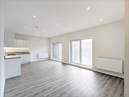 Flat Westerfield Road in Greater London