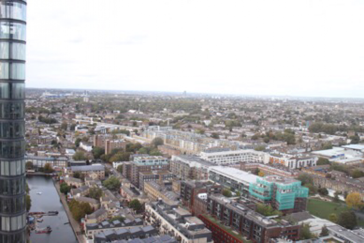 Flat Dingley Road in Greater London
