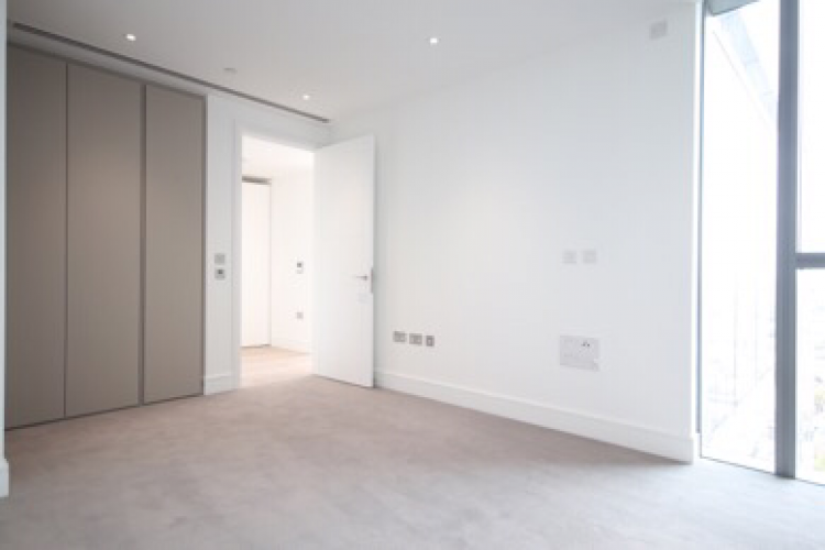 Flat Dingley Road in Greater London
