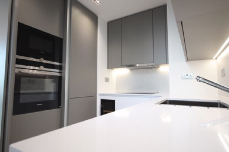 Flat Dingley Road in Greater London