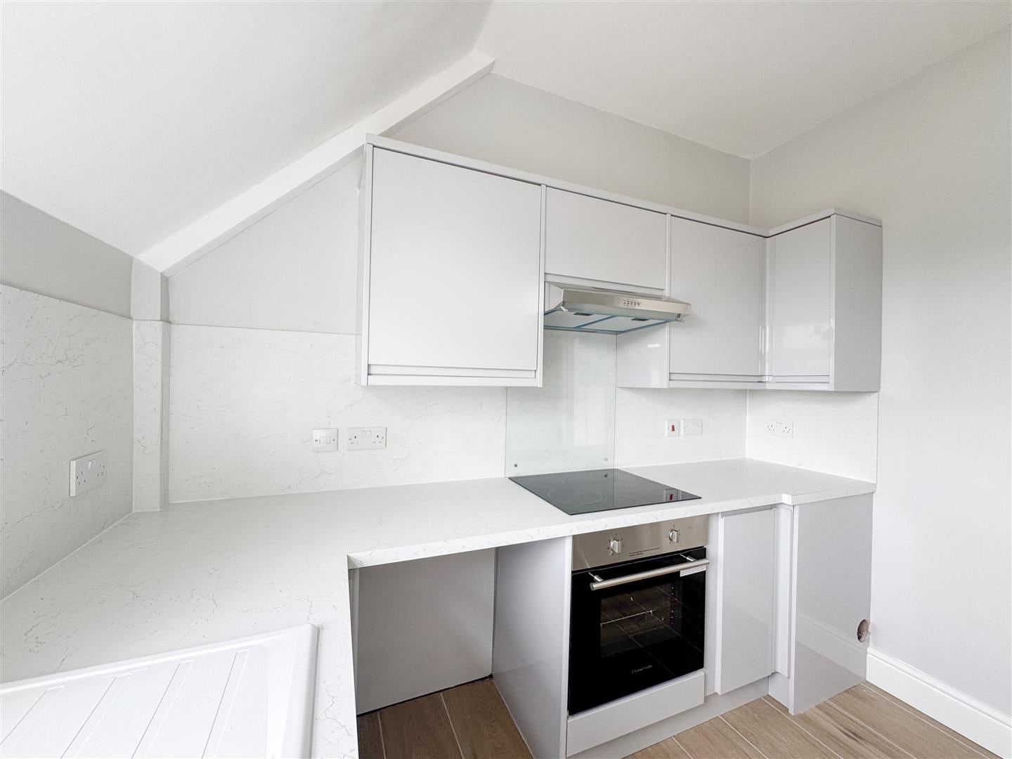 Flat Hastings Road in Rother