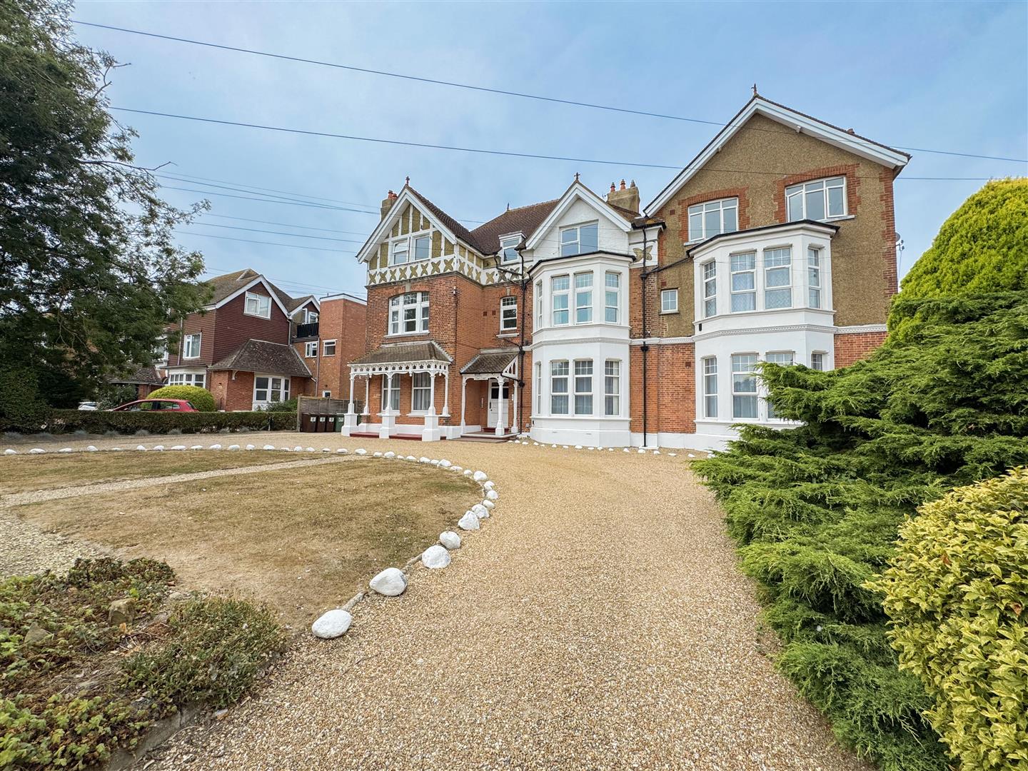 Flat Hastings Road in Rother