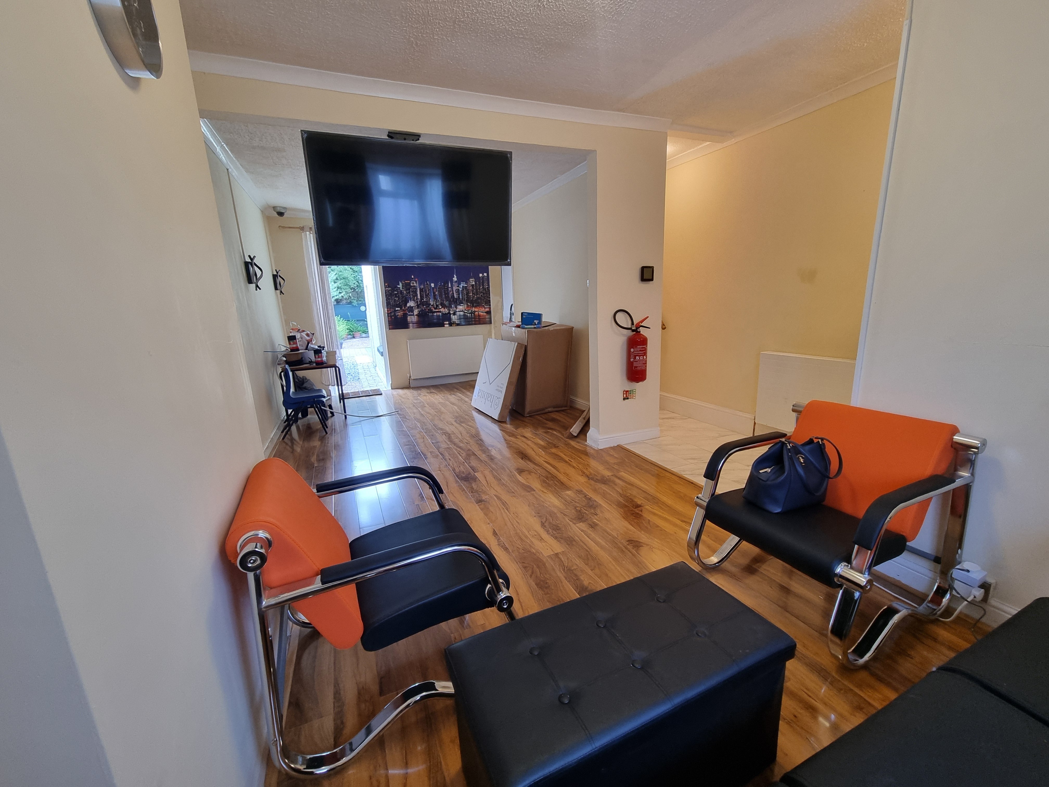 Room Lester Road in Chatham