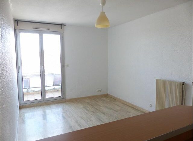 Appartement Rue de Rivarol à Nîmes