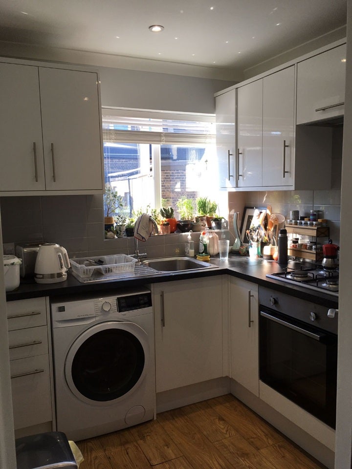 Flat Bayford Road in Greater London