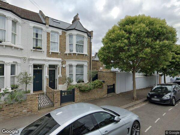 Flat Bayford Road in Greater London
