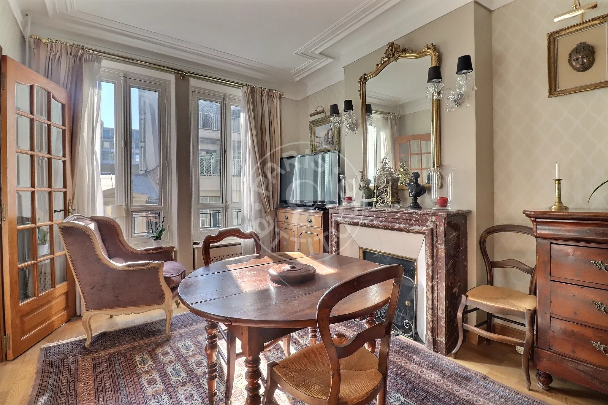Flat Rue Cortambert in Paris