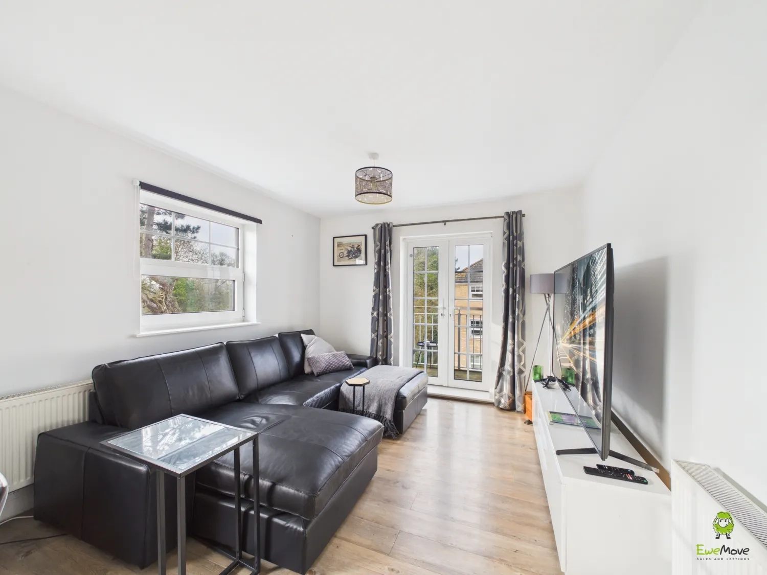 House Weir Road in Greater London