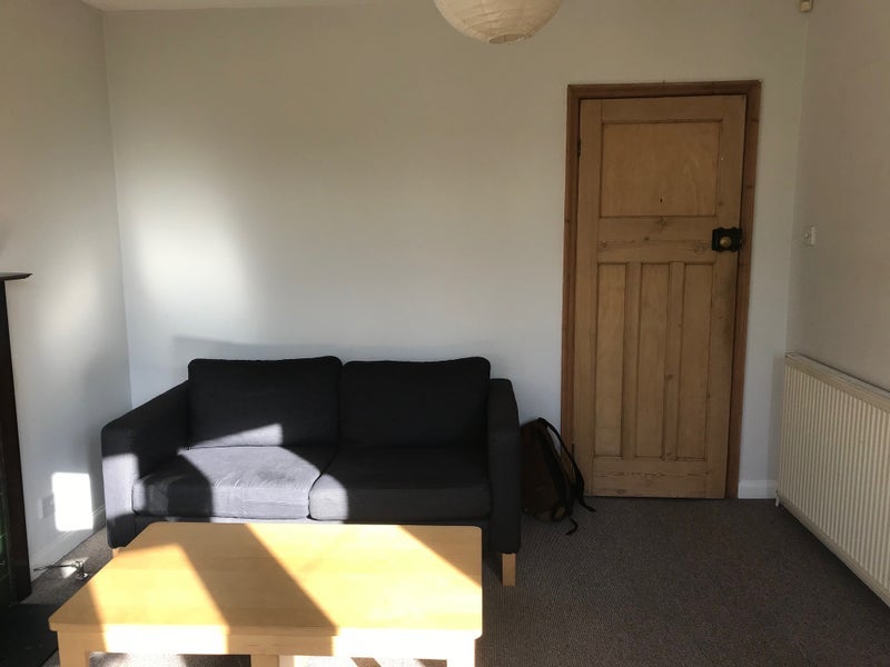 Room Lawley Avenue in Nottingham