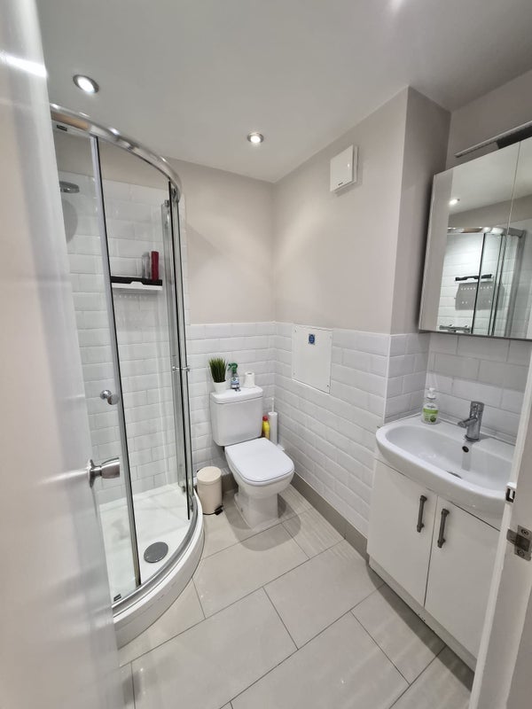 Flat Lissenden Gardens in Greater London