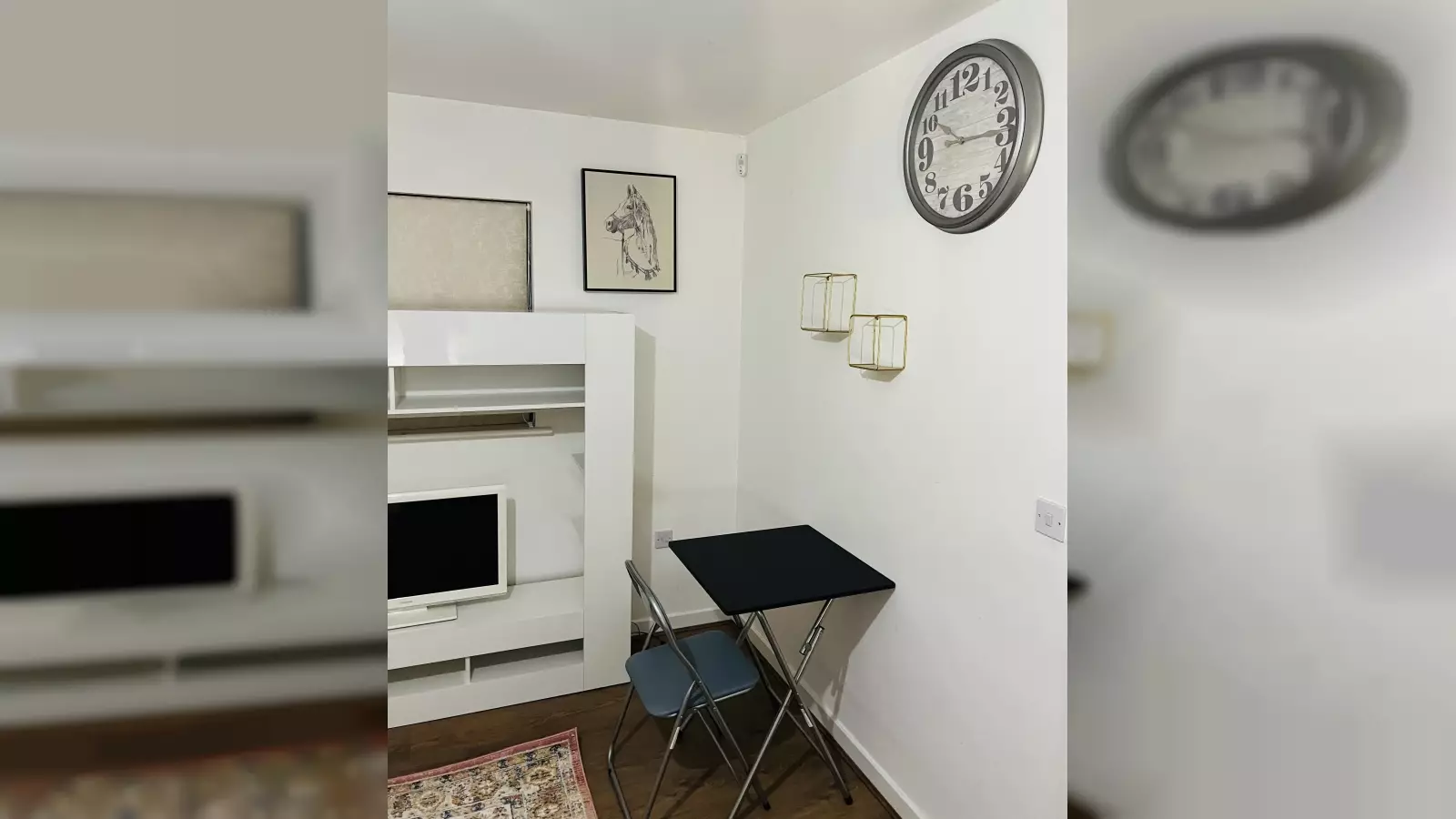 Flat Seagull Close in Greater London