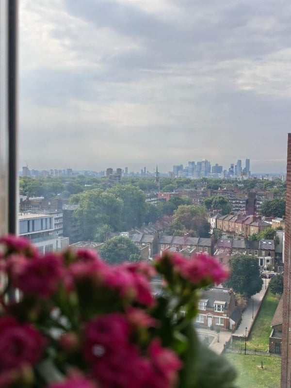 Room Trelawney Estate in Greater London