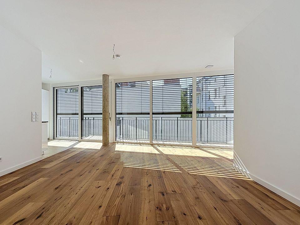 Wohnung Pestalozzistraße in Berlin