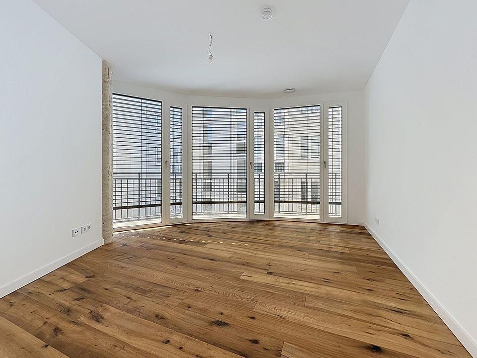 Wohnung Pestalozzistraße in Berlin