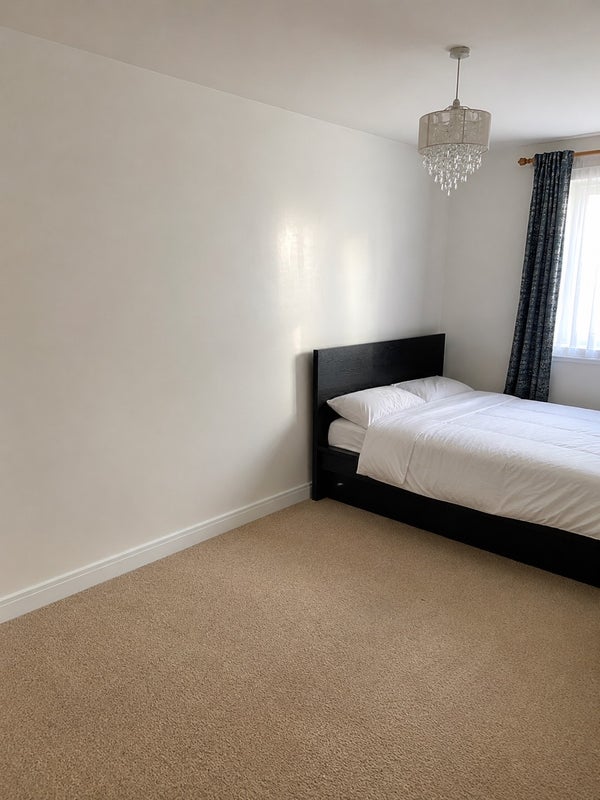 Room Strimon Close in Greater London
