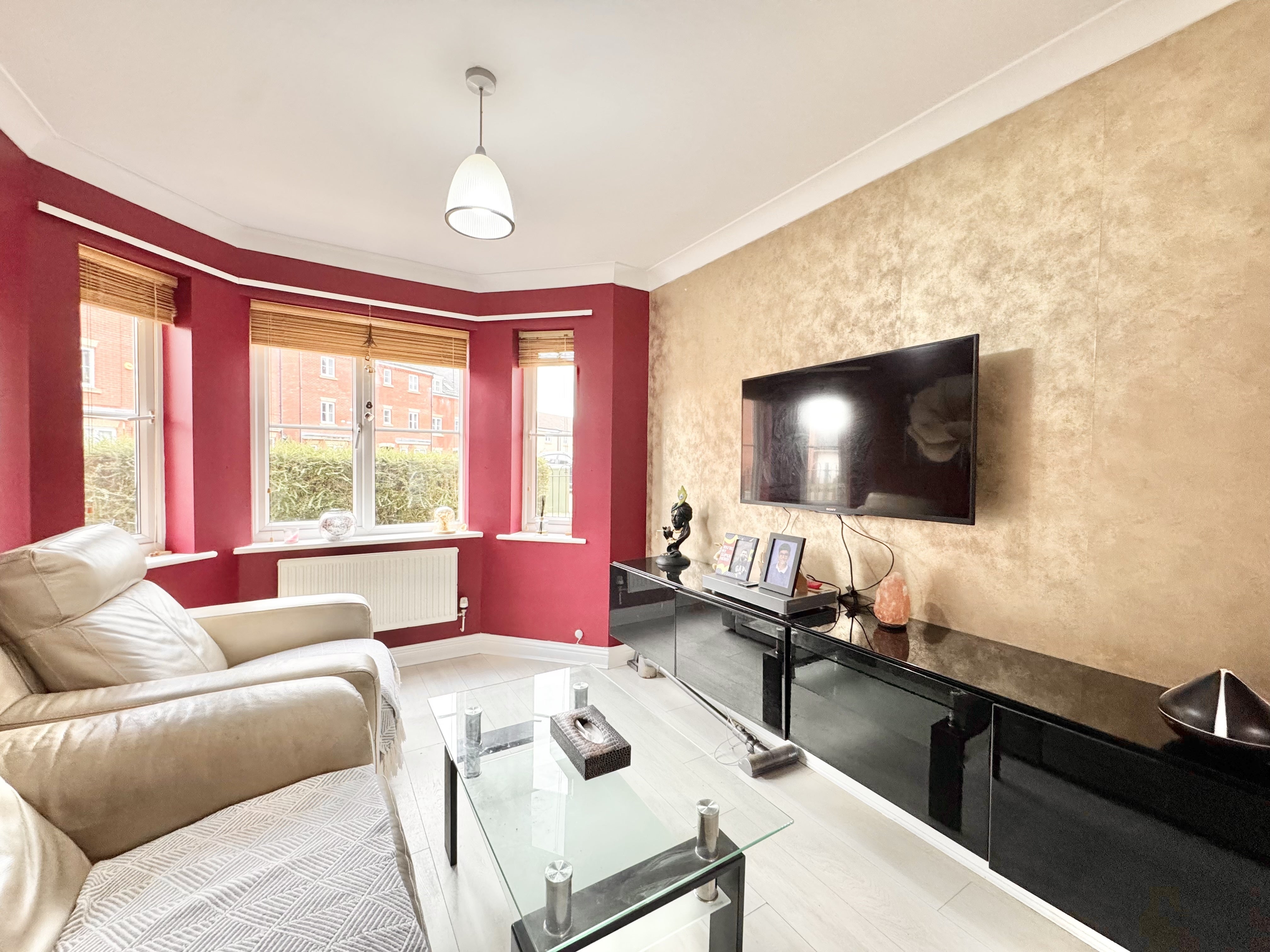 Flat Bruff Road in Ipswich