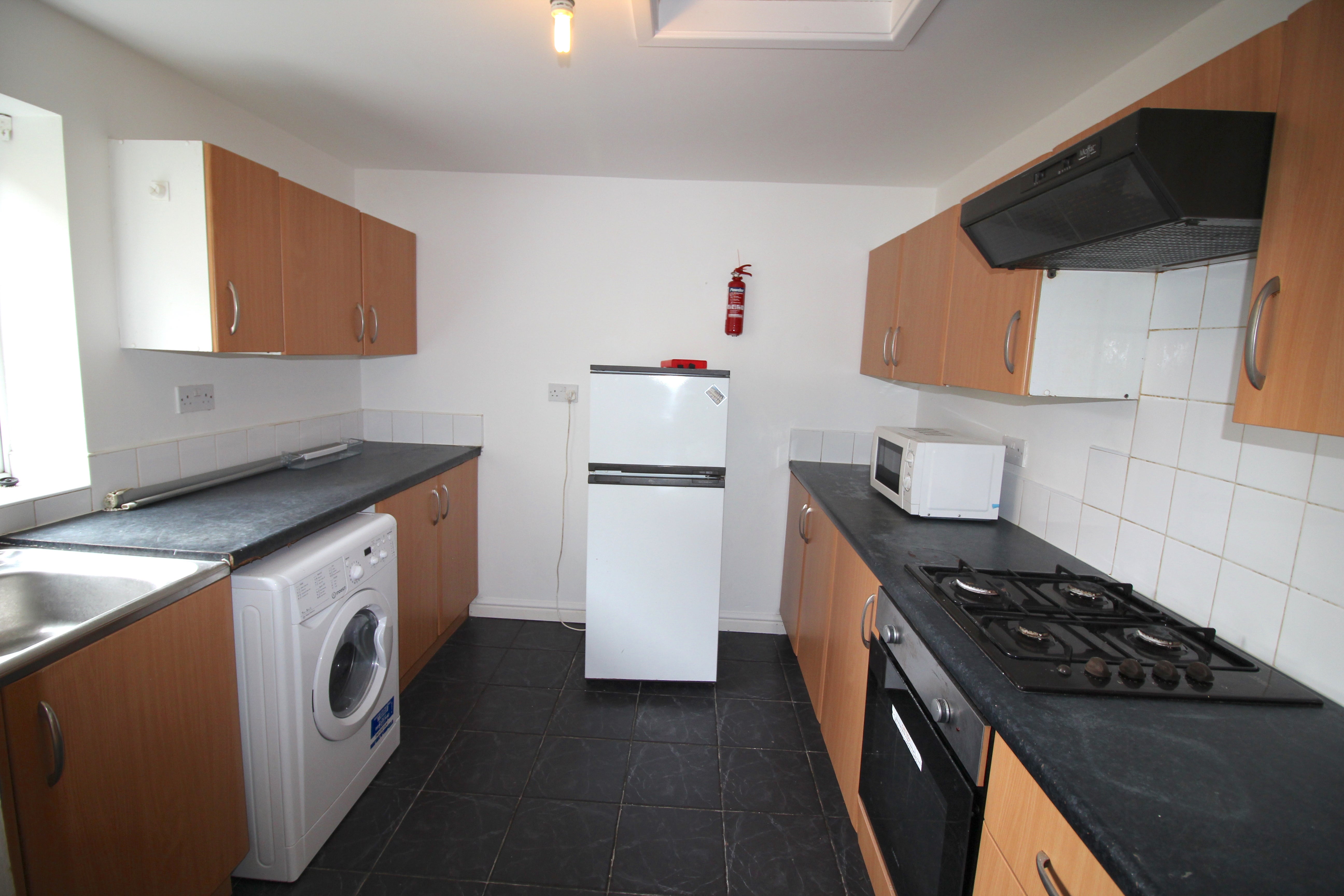 Flat Osborne Road in Newcastle upon Tyne