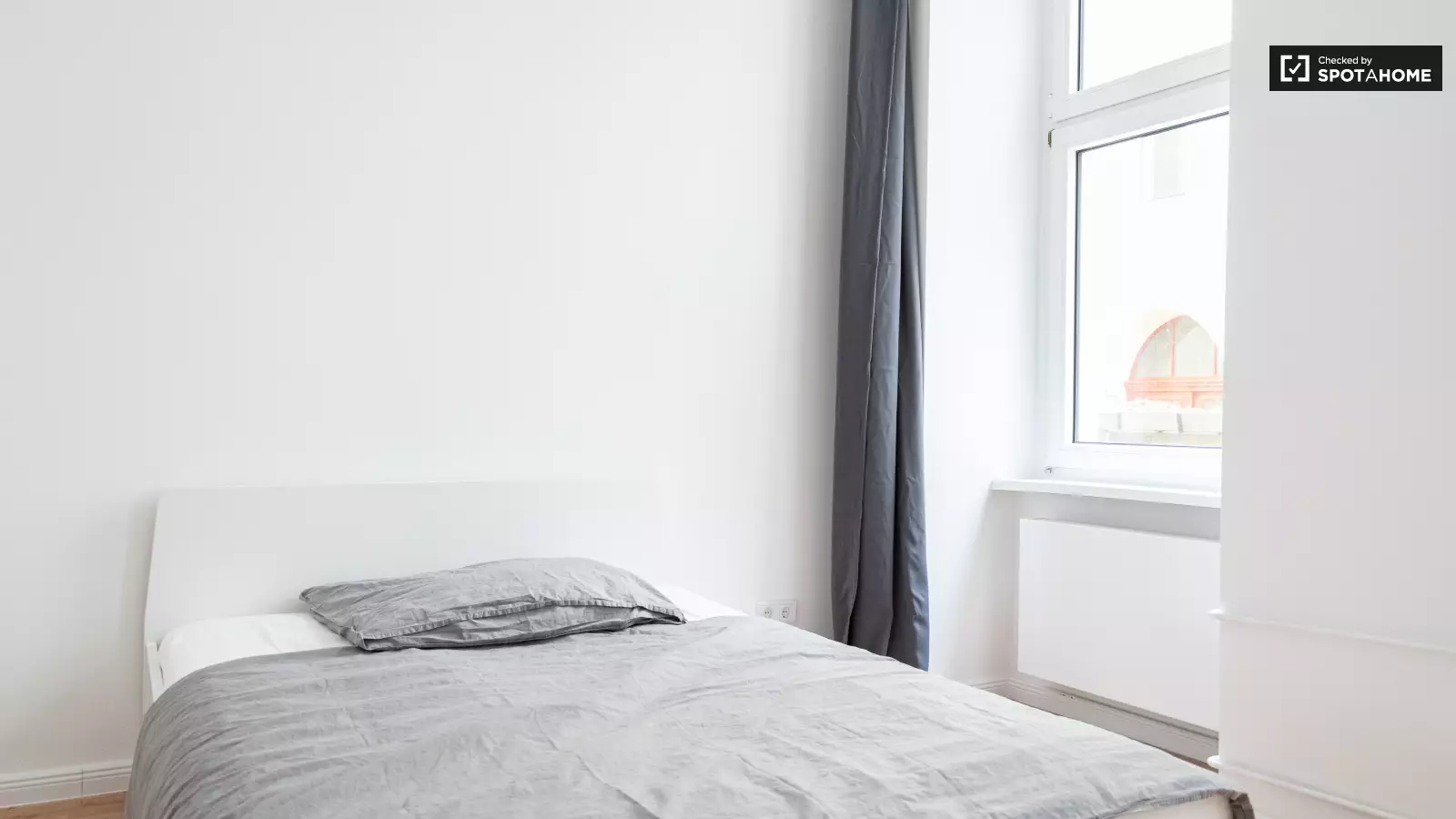 Wohnung Buschkrugallee in Berlin