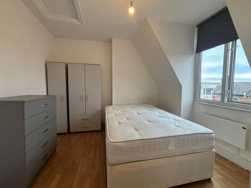 Flat Gratton Terrace in Greater London