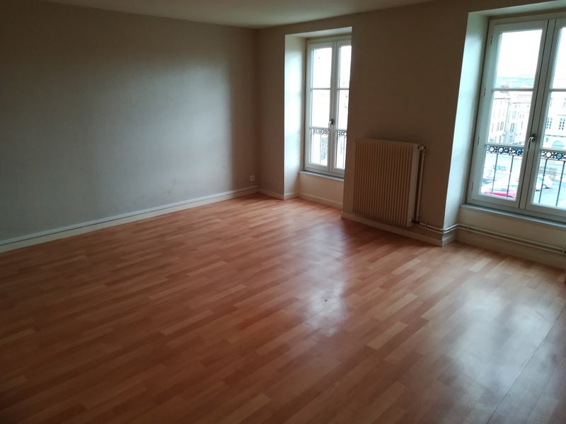Appartement Rue de la Place d'Espagne à Issoire