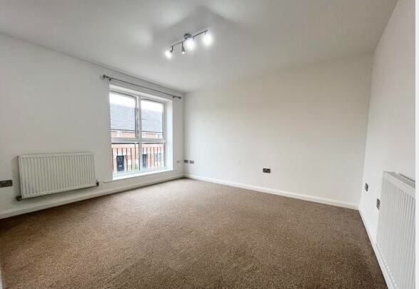Flat Rathbone Crescent in Peterborough