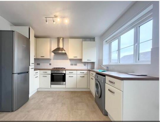Flat Rathbone Crescent in Peterborough