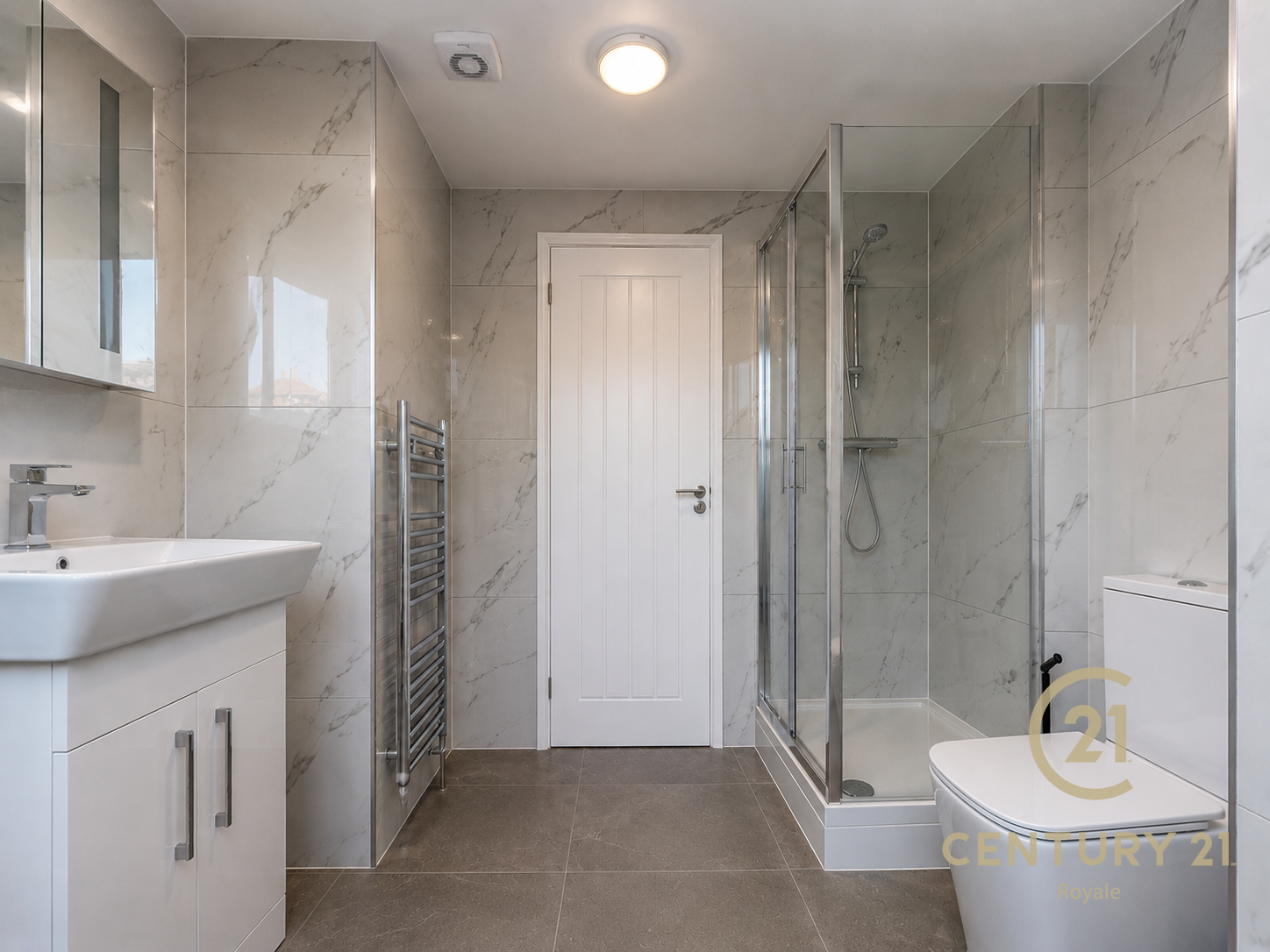 Room Surbiton Road in Greater London