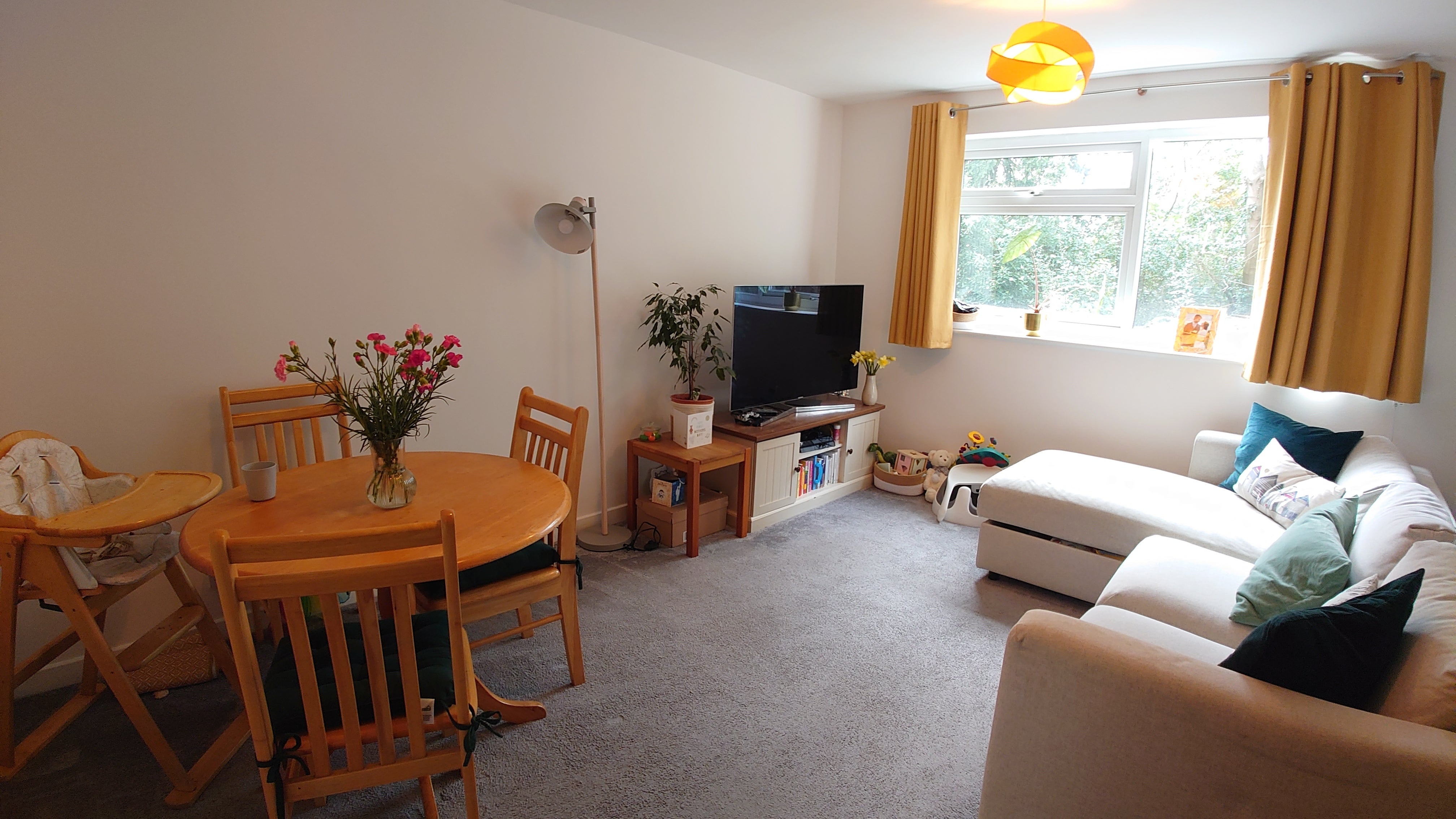 Flat Milverton Court in Royal Leamington Spa