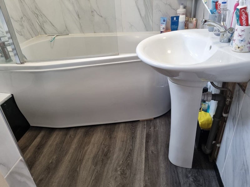 Room Montrose Walk in Greater London