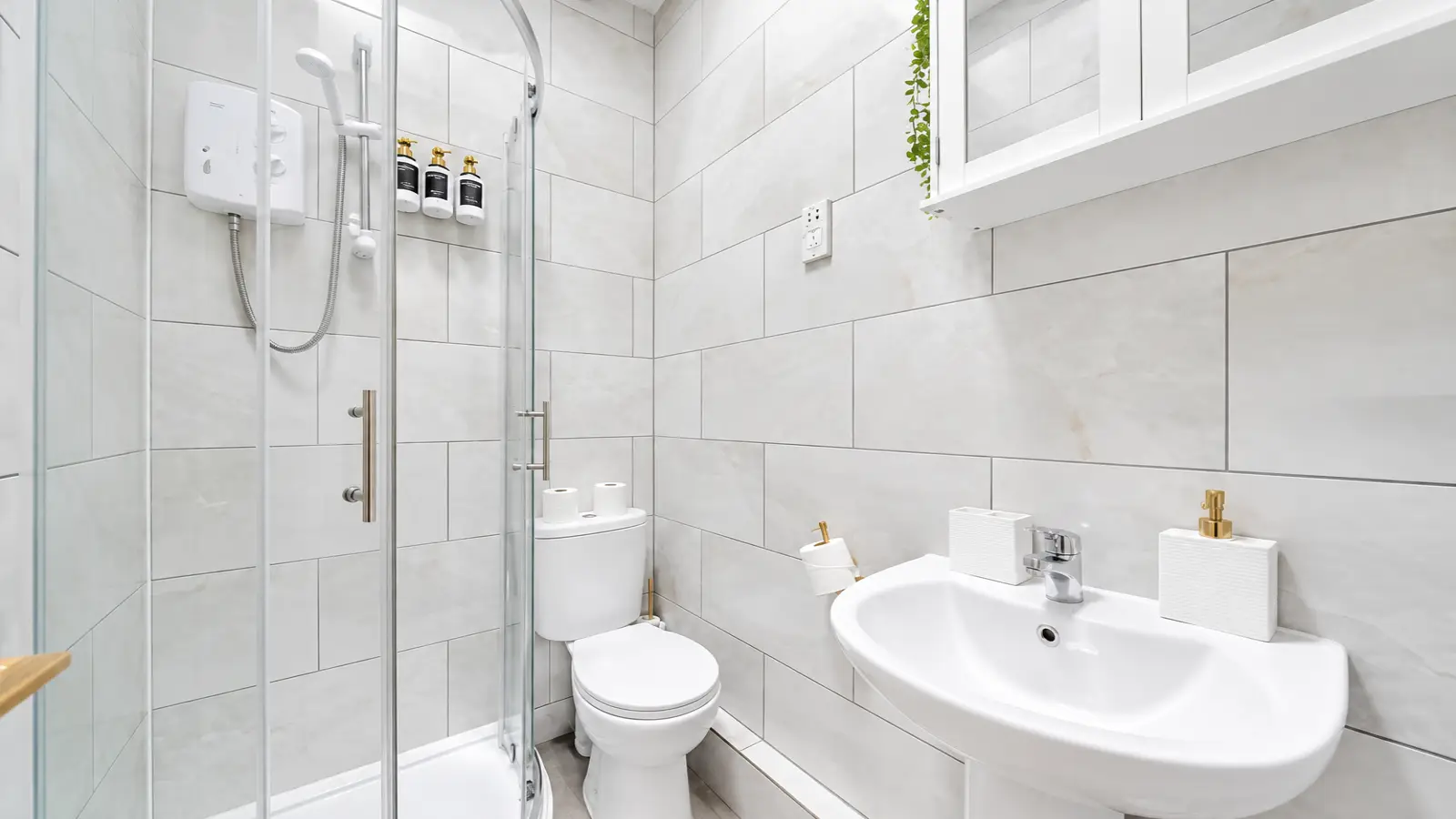 Flat Wynnstay Grove in Manchester