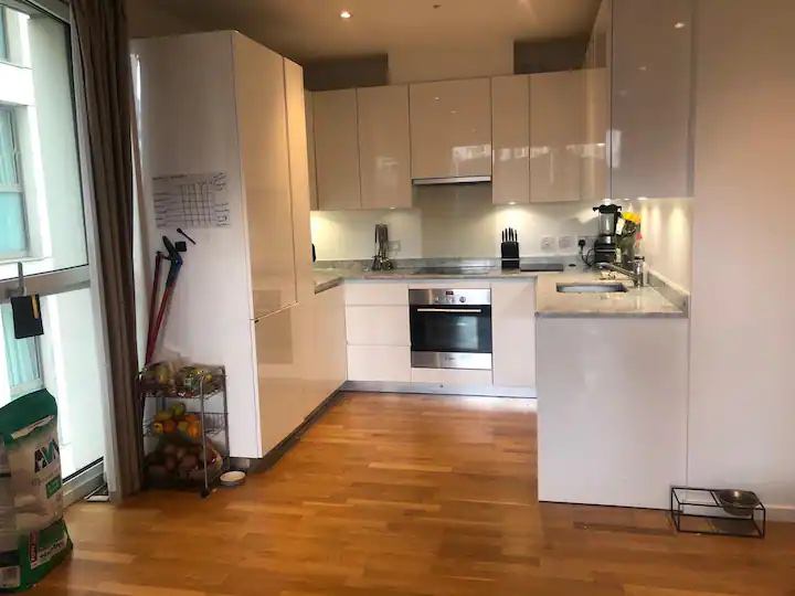 Room De Coubertin Street in Greater London