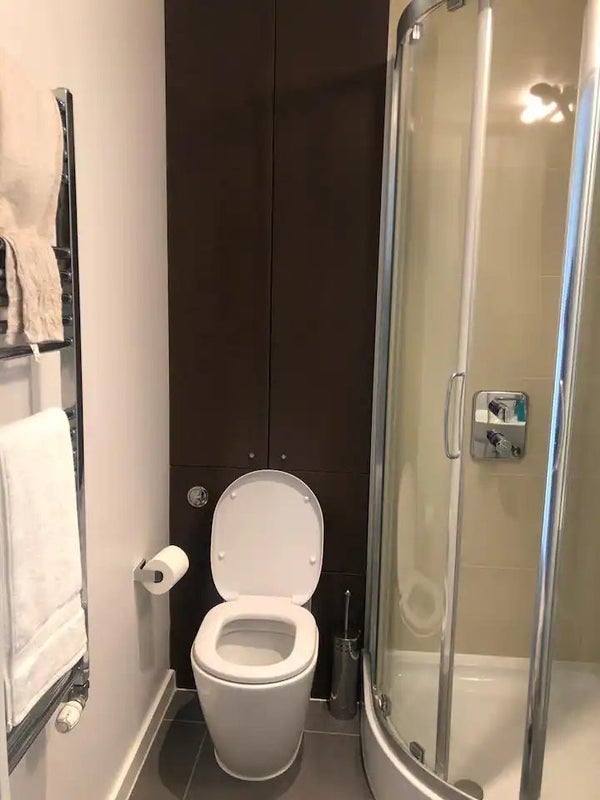 Room De Coubertin Street in Greater London