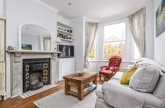 Flat Barnard Mews in Greater London