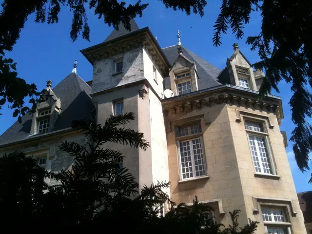 Chambre Rue du Heaume à Senlis