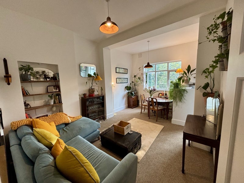 Room Gratton Road in Greater London