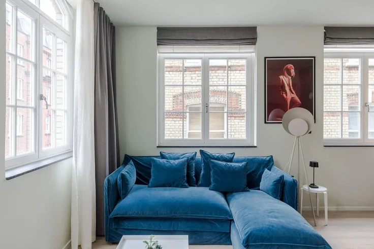 Flat Green's Court in City of Westminster