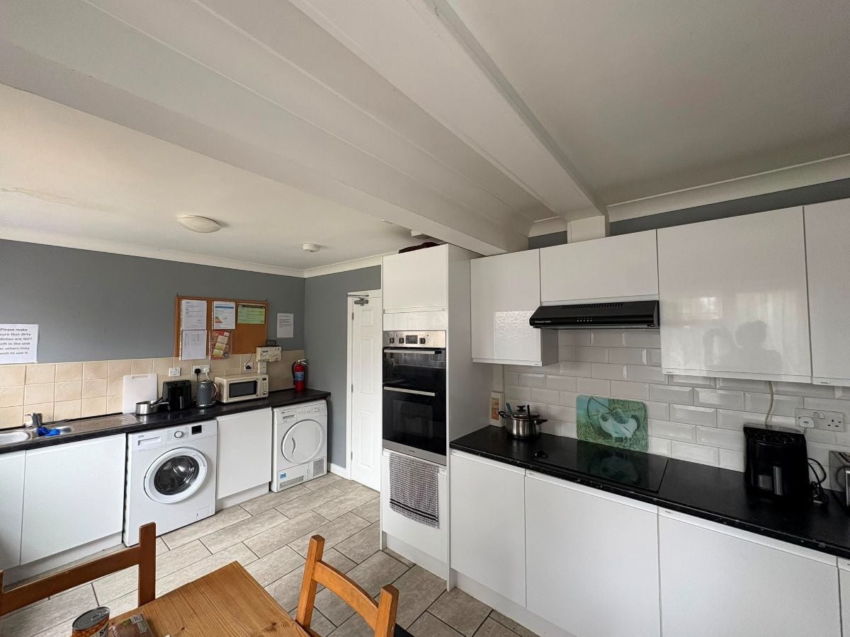 Room Goddard Crescent in Fenland District