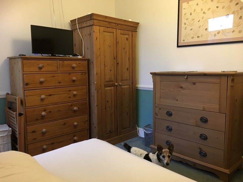 Room Nimrod Road in Greater London