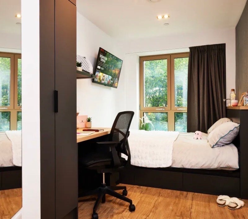 Room Loampit Vale in Greater London
