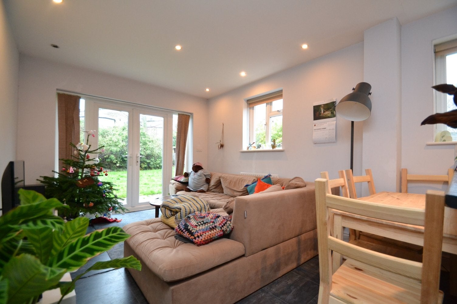 Flat Dundalk Road in Greater London