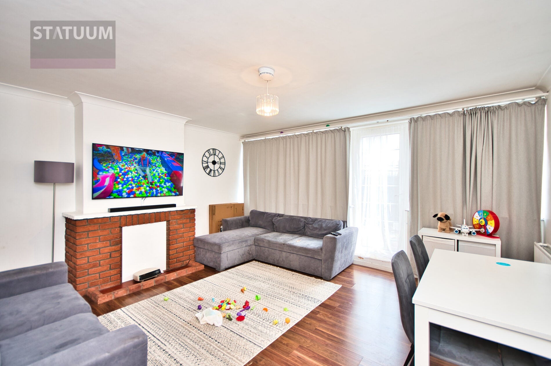Flat Portia Way in Greater London