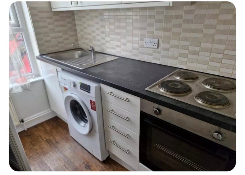 Flat Seven Sisters Road in Greater London