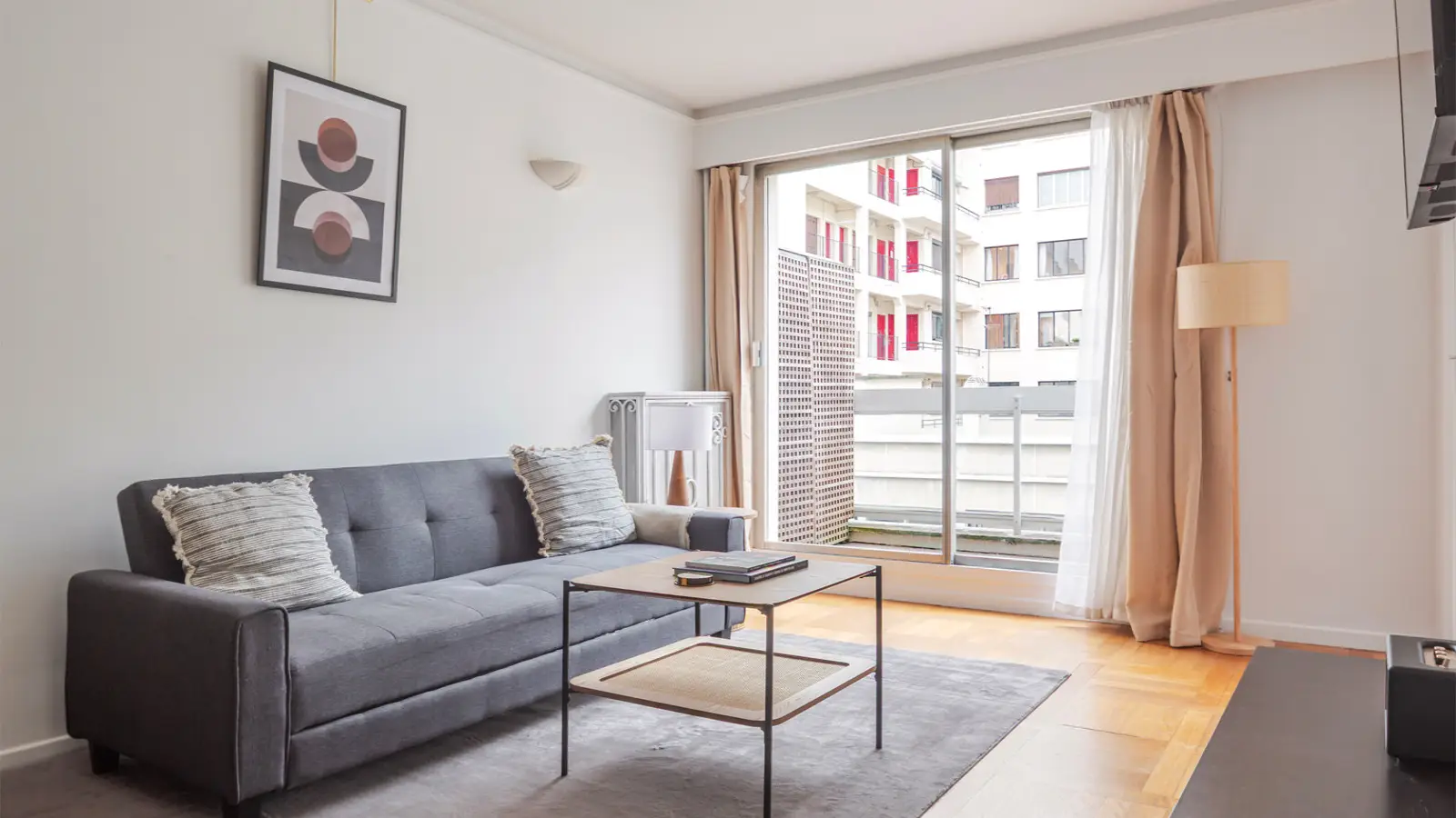 Flat Rue de Montévidéo in Paris
